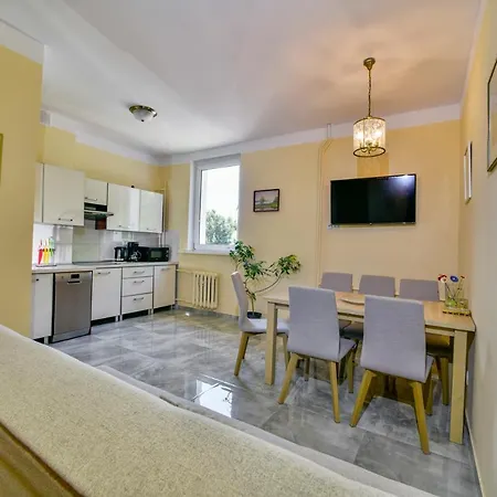 U Ewy W Kolobrzegu Podczele - 2 Sypialnie 50m2, Wifi I Darmowy Parking! Apartment Kolobrzeg