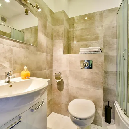 Апартаменти U Ewy W Kolobrzegu Podczele - 2 Sypialnie 50m2, Wifi I Darmowy Parking! *