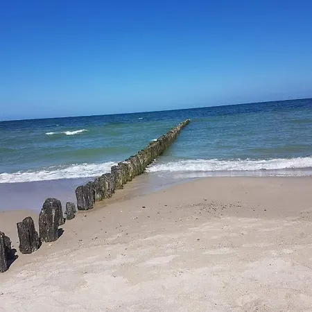 U Ewy W Kolobrzegu Podczele - 2 Sypialnie 50m2, Wifi I Darmowy Parking! Апартаменти Колобжег