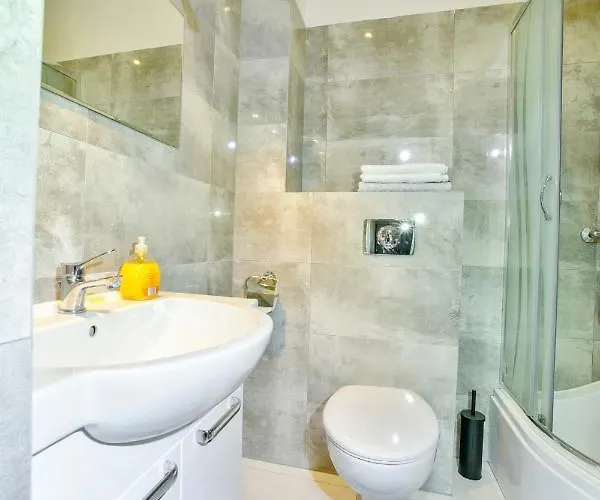 Apartment U Ewy W Kolobrzegu Podczele - 2 Sypialnie 50m2, Wifi I Darmowy Parking!