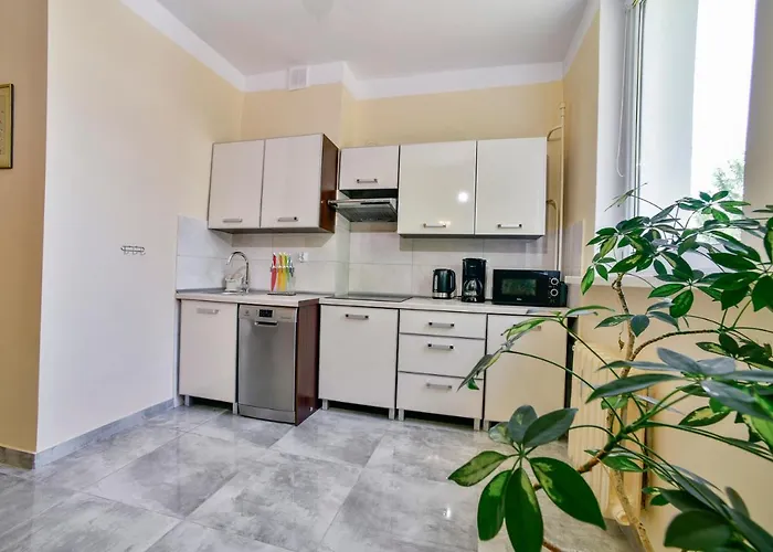 U Ewy W Kolobrzegu Podczele - 2 Sypialnie 50m2, Wifi I Darmowy Parking! Apartment *