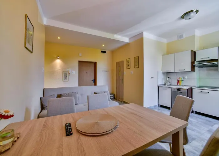 U Ewy W Kolobrzegu Podczele - 2 Sypialnie 50m2, Wifi I Darmowy Parking! Apartment Kolberg