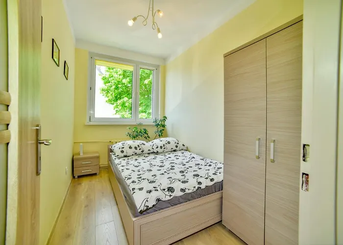 Apartment U Ewy W Kolobrzegu Podczele - 2 Sypialnie 50m2, Wifi I Darmowy Parking! Kolberg